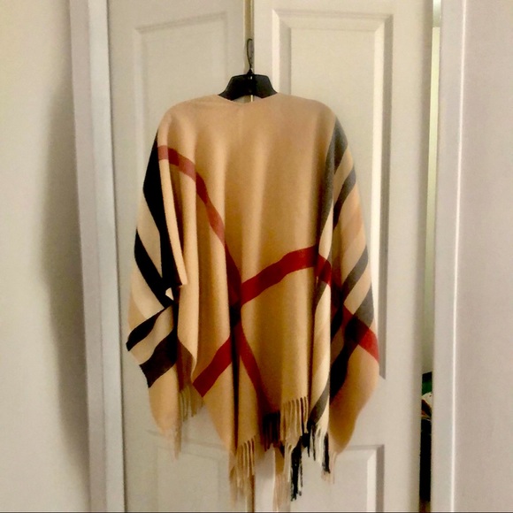 Burberry traditional pattern cashmere shawl - Picture 4 of 4